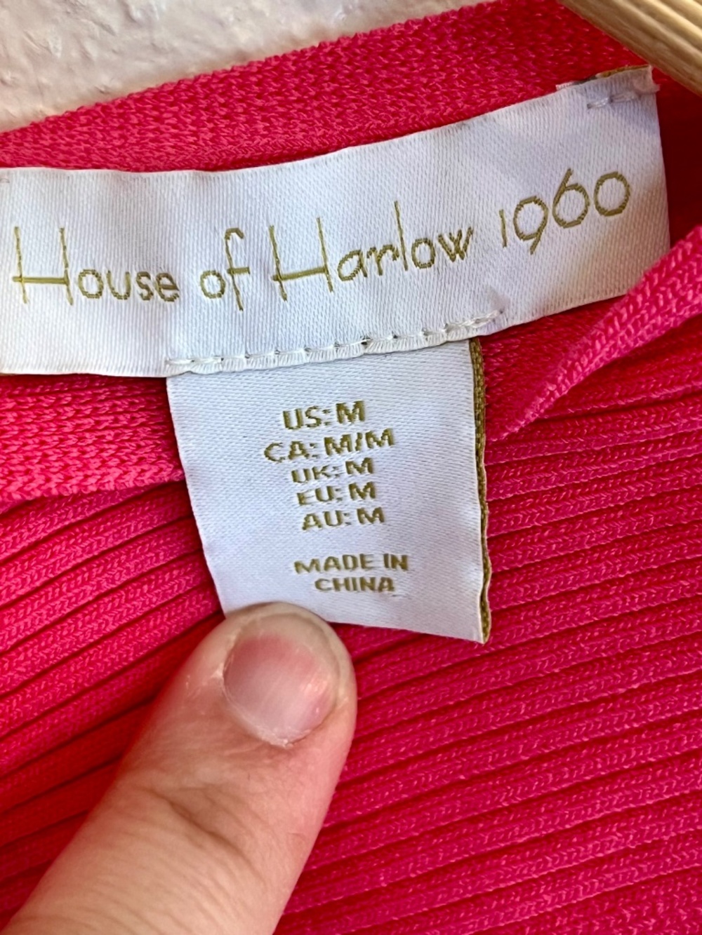 House of Harlow 1960 Hot Pink Ribbed Cross Over Halter Crop Top Size Medium - Picture 5 of 9